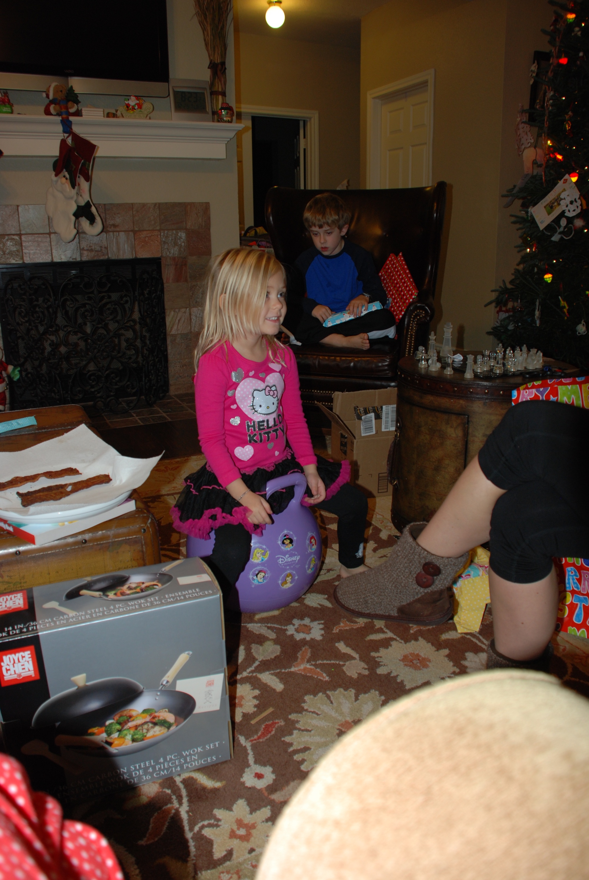2012-12-25 58 Christmas Morning J&H.jpg